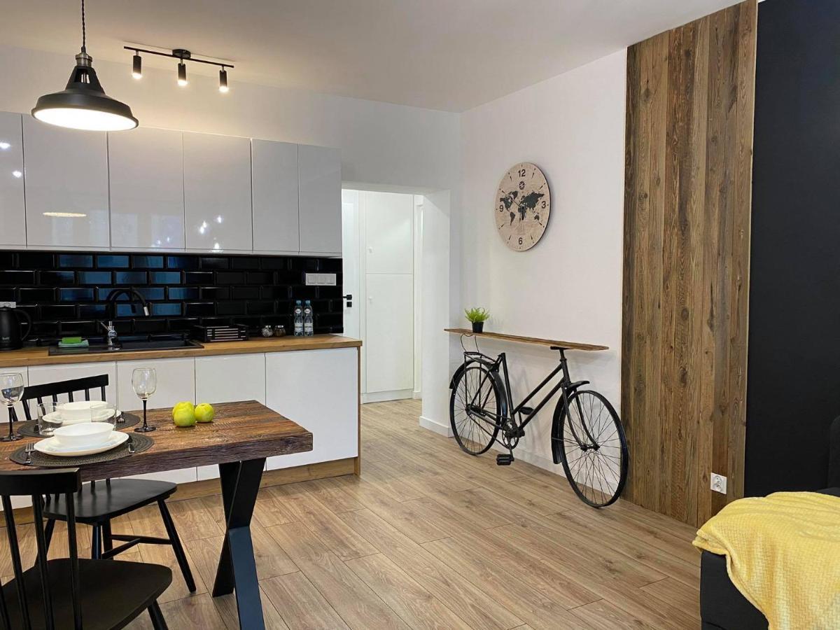 Niron Apartamenty Plac Konstytucji Schneidemühl Exterior foto