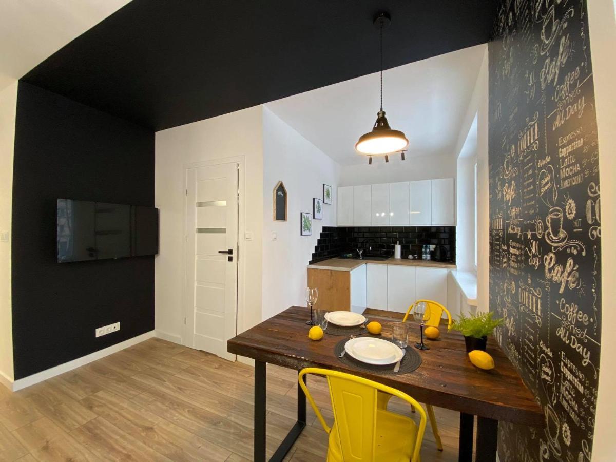 Niron Apartamenty Plac Konstytucji Schneidemühl Exterior foto